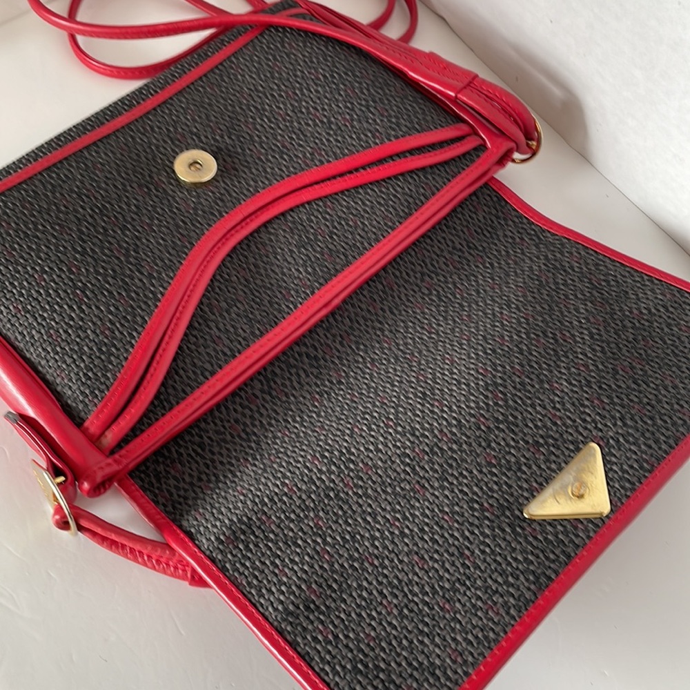🔥🔥SALE🔥🔥Authentic Yves Saint Laurent Cassandra Crossbody/ Bag - Picture 7 of 17